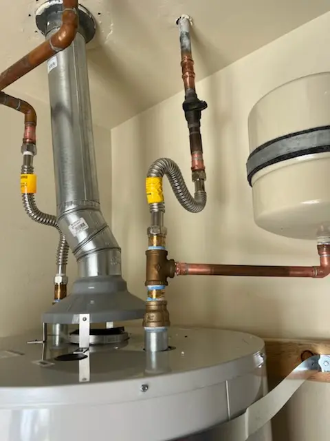 Water heater installation and plumbing repair in Jeffersonville